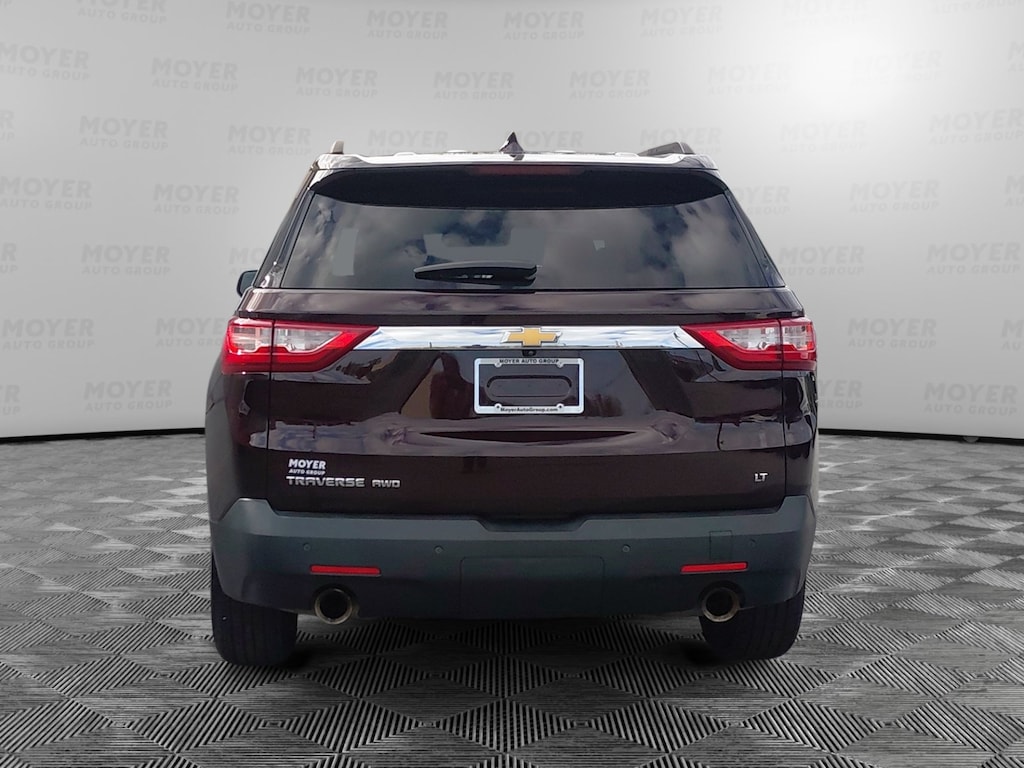 Used 2021 Chevrolet Traverse LT Leather SUV