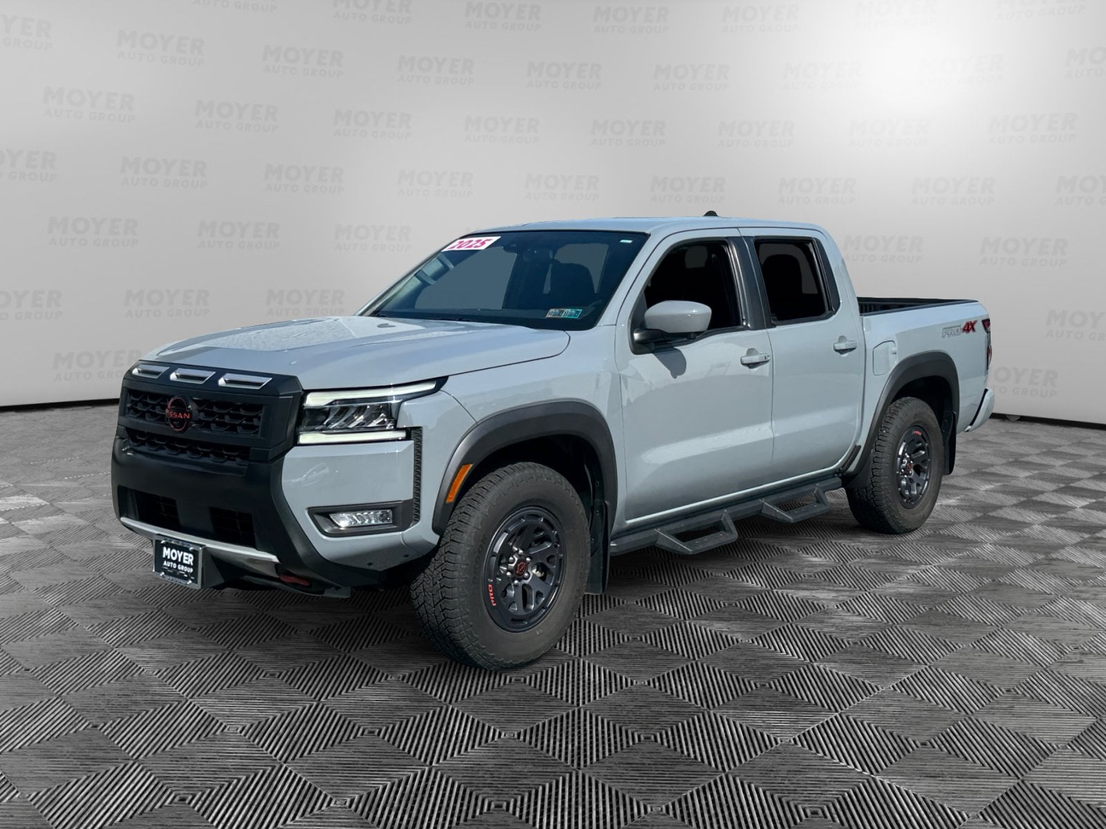 2025 Nissan Frontier Truck Crew Cab 