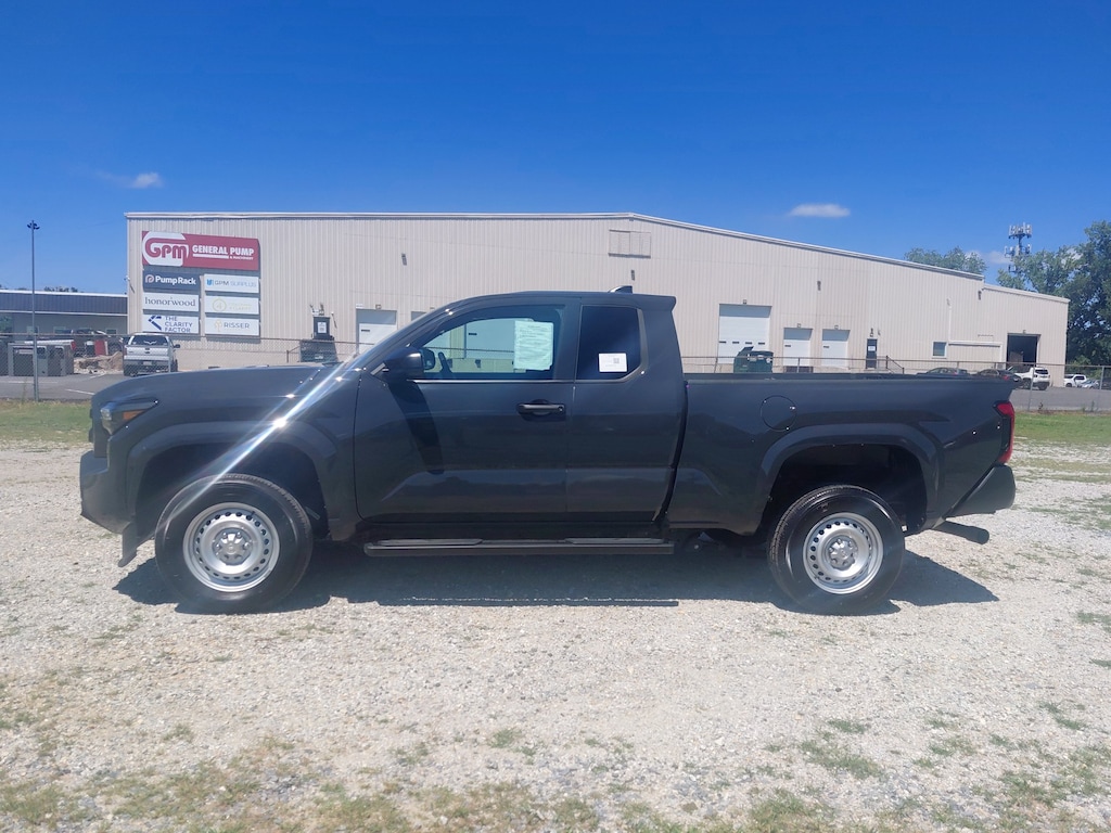 Used 2025 Toyota Tacoma 4WD SR SR XtraCab 6 Bed AT