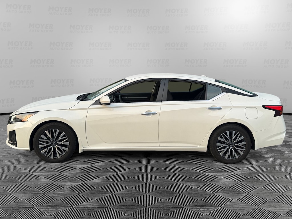 Certified 2023 Nissan Altima 2.5 SV Sedan