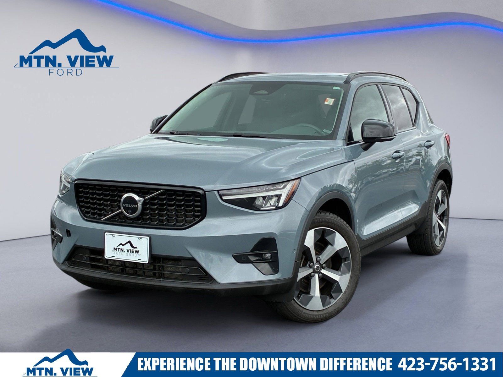 2023 Volvo XC40