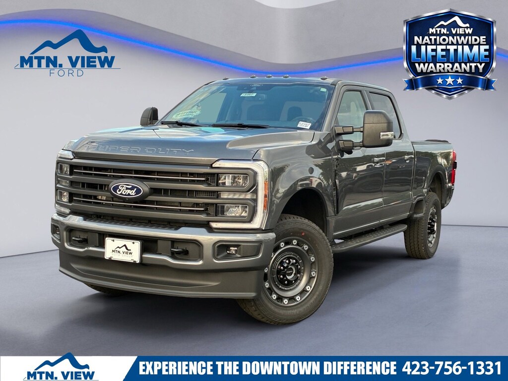 New 2027 Ford F-250SD XLT Truck Crew Cab