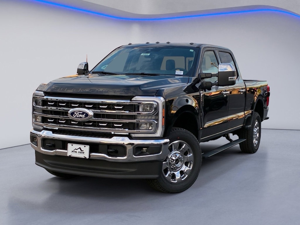 New 2027 Ford F-250SD Lariat Truck Crew Cab
