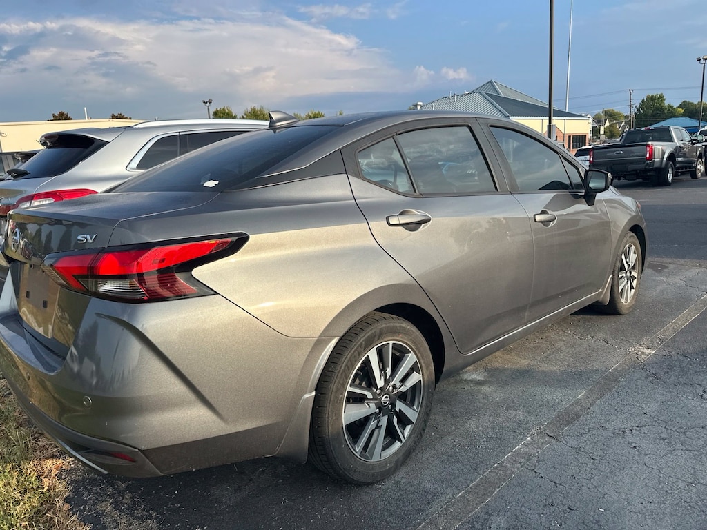 Certified 2021 Nissan Versa 1.6 SV Sedan