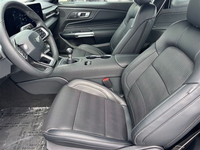 2025 Ford Mustang GT Premium Fastback - Photo 18