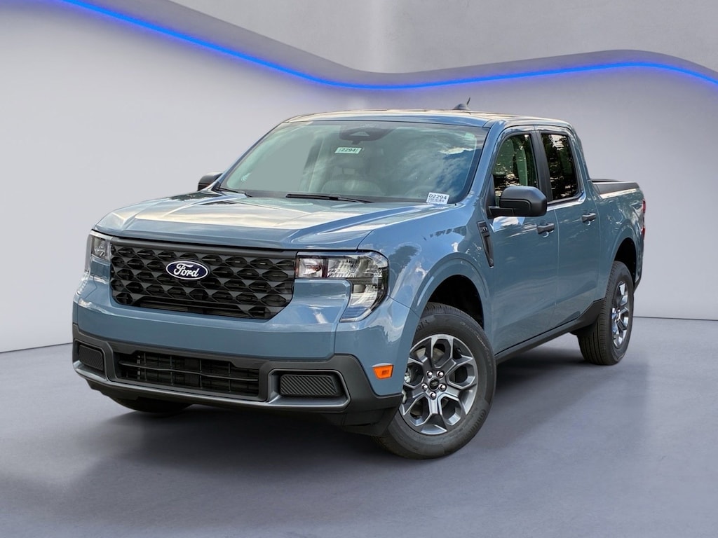 New 2026 Ford Maverick XLT TRUCK