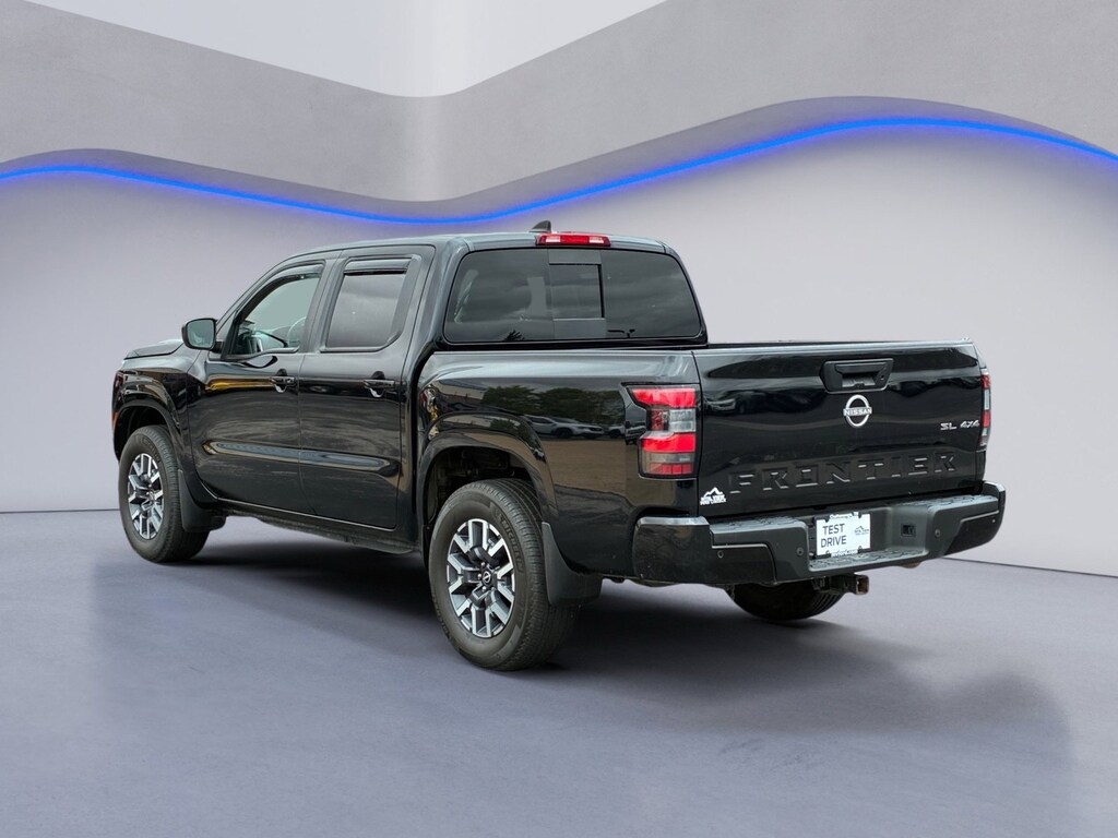 Used 2024 Nissan Frontier SL Truck