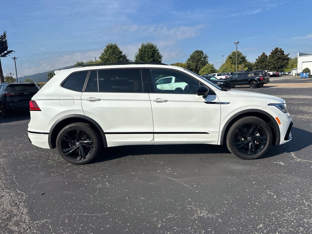 Certified 2024 Volkswagen Tiguan 2.0T SE R-Line Black SUV