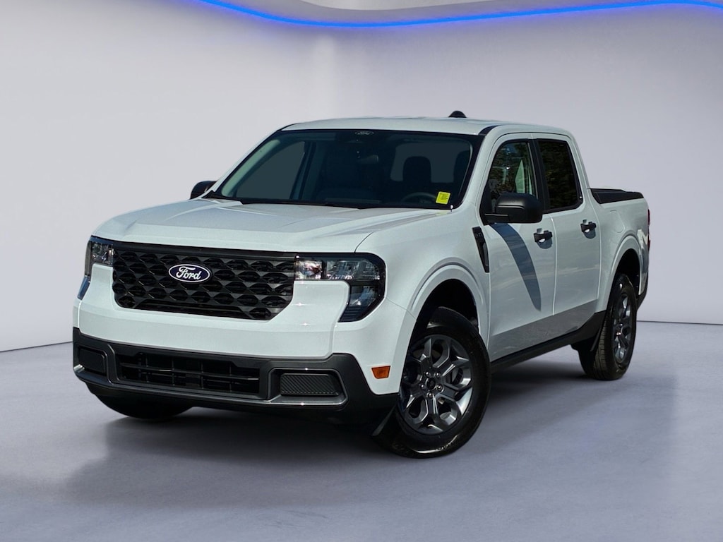 New 2026 Ford Maverick XLT Truck Crew Cab
