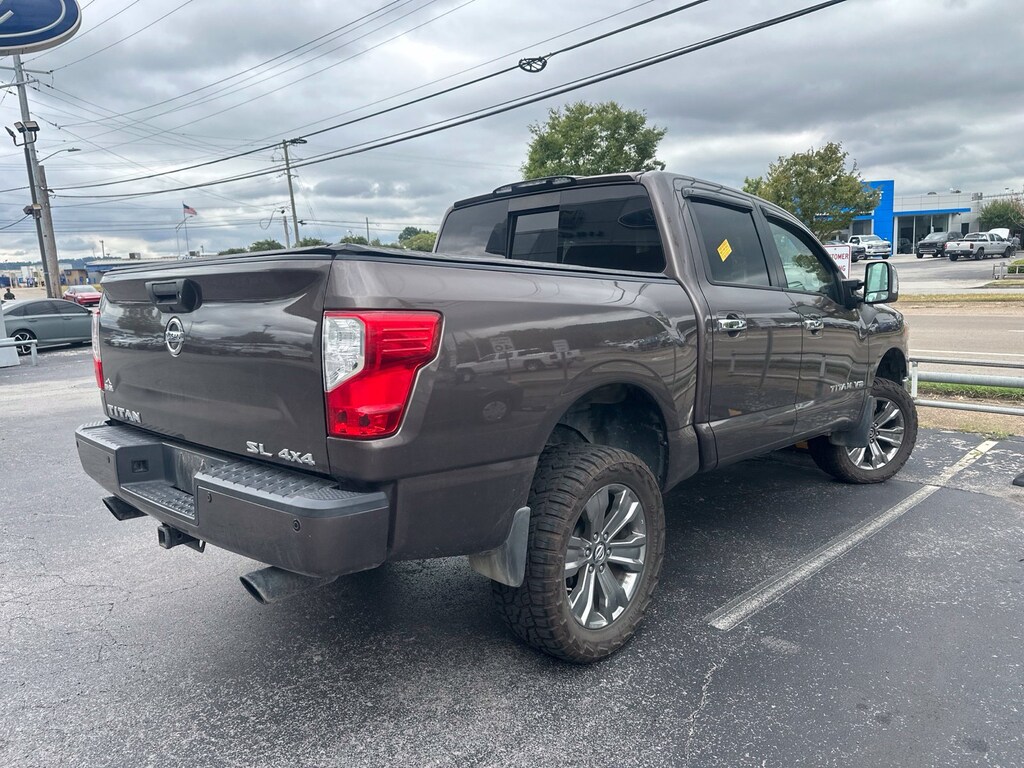 Used 2018 Nissan Titan SL Truck Crew Cab