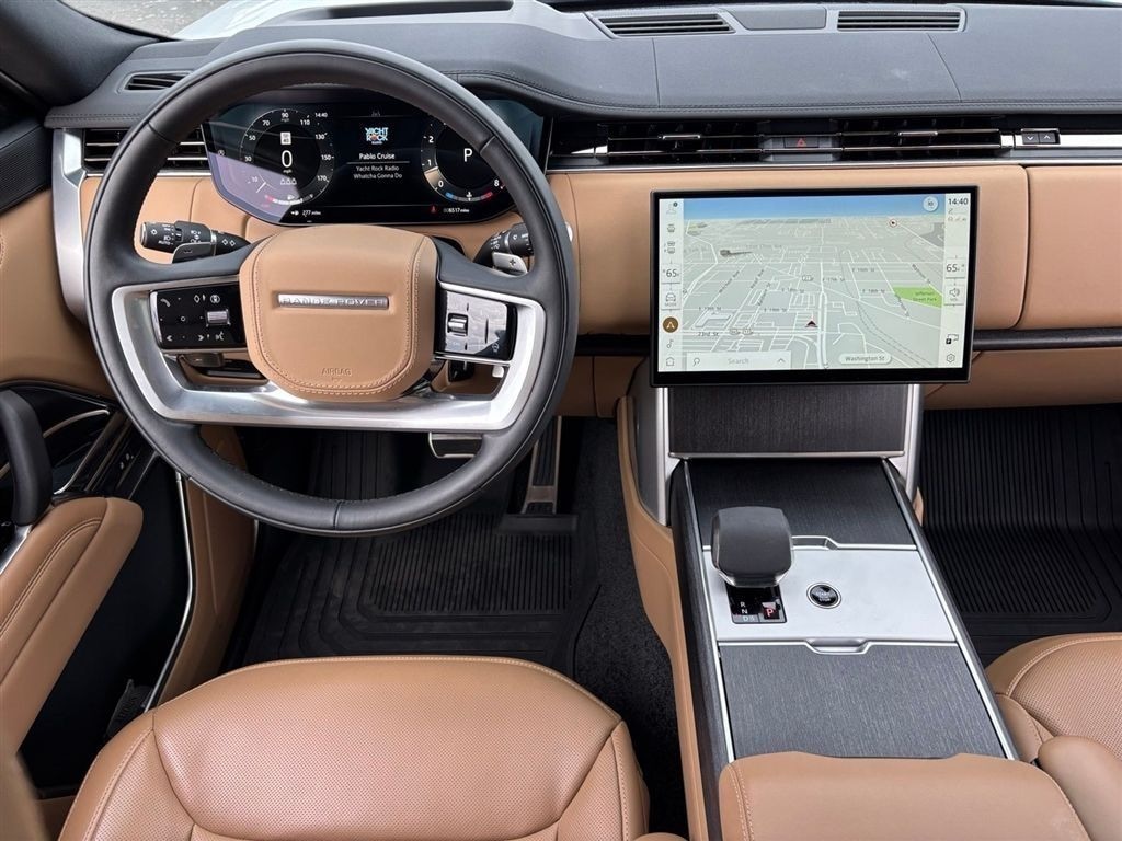 Used 2025 Land Rover Range Rover SE SUV
