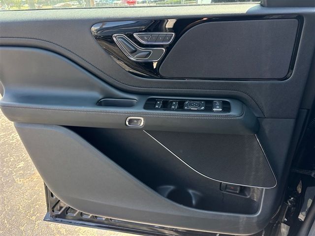 2026 Lincoln Aviator Premiere - Photo 10