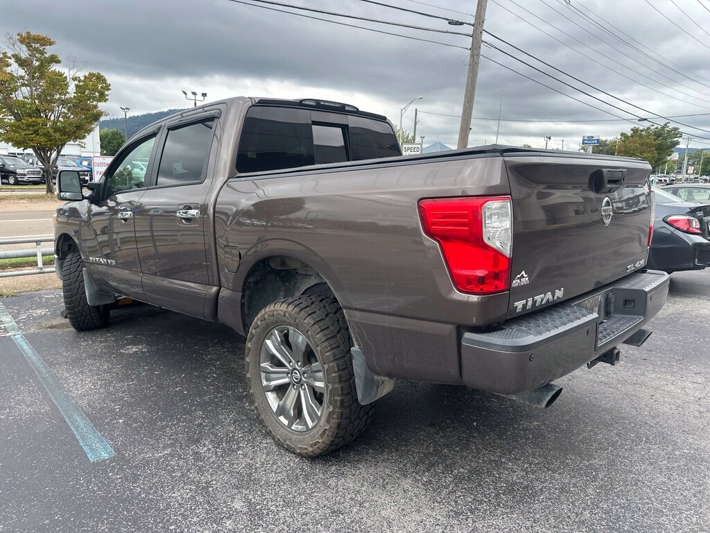 Used 2018 Nissan Titan SL Truck Crew Cab