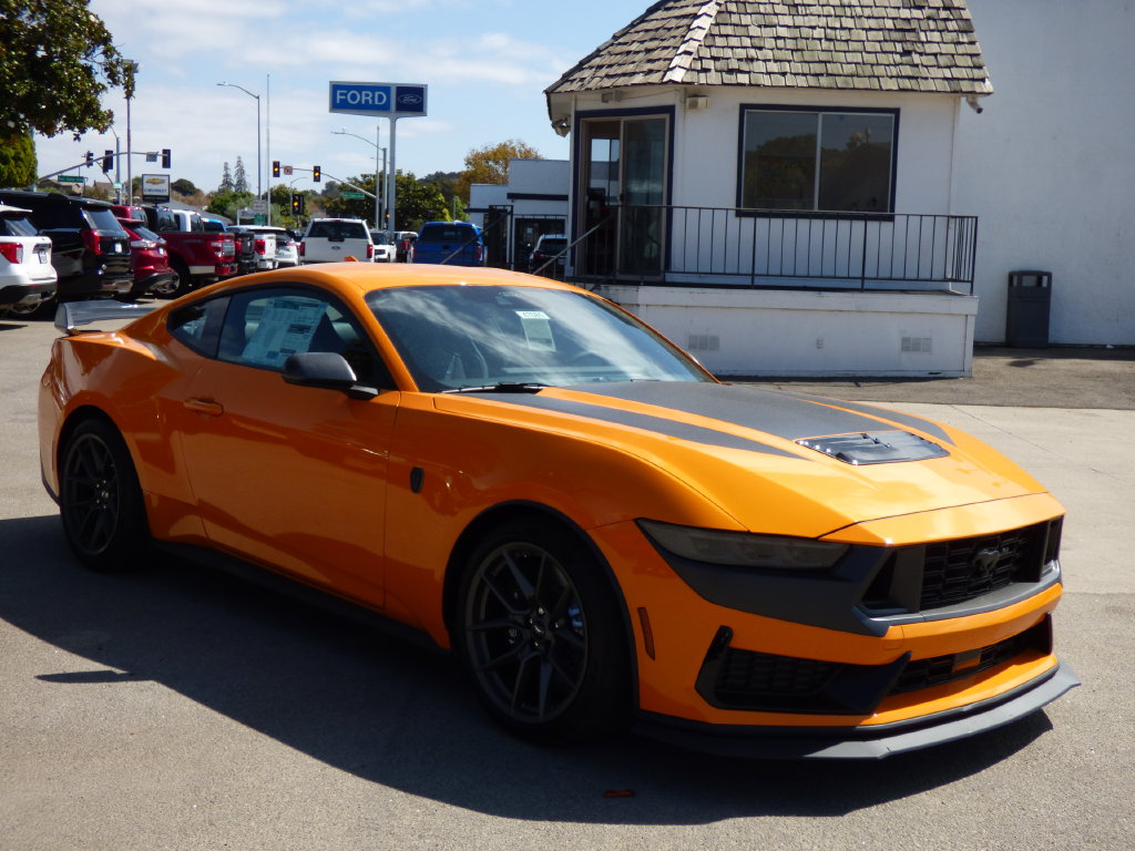 2026 Ford Mustang Dark Horse Coupe