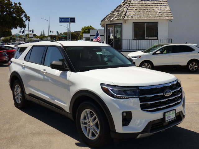 2026 Ford Explorer Active SUV