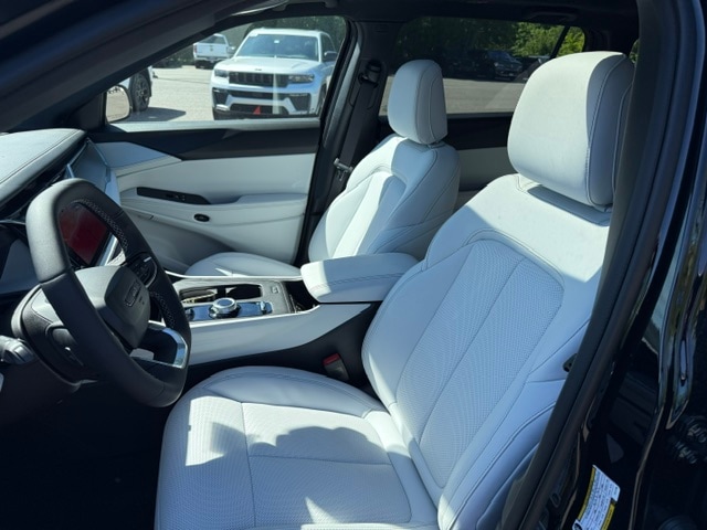 2026 Jeep Cherokee Limited - Photo 4