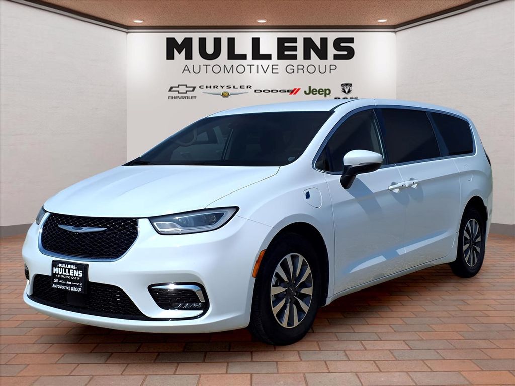 2023 Chrysler Pacifica Hybrid