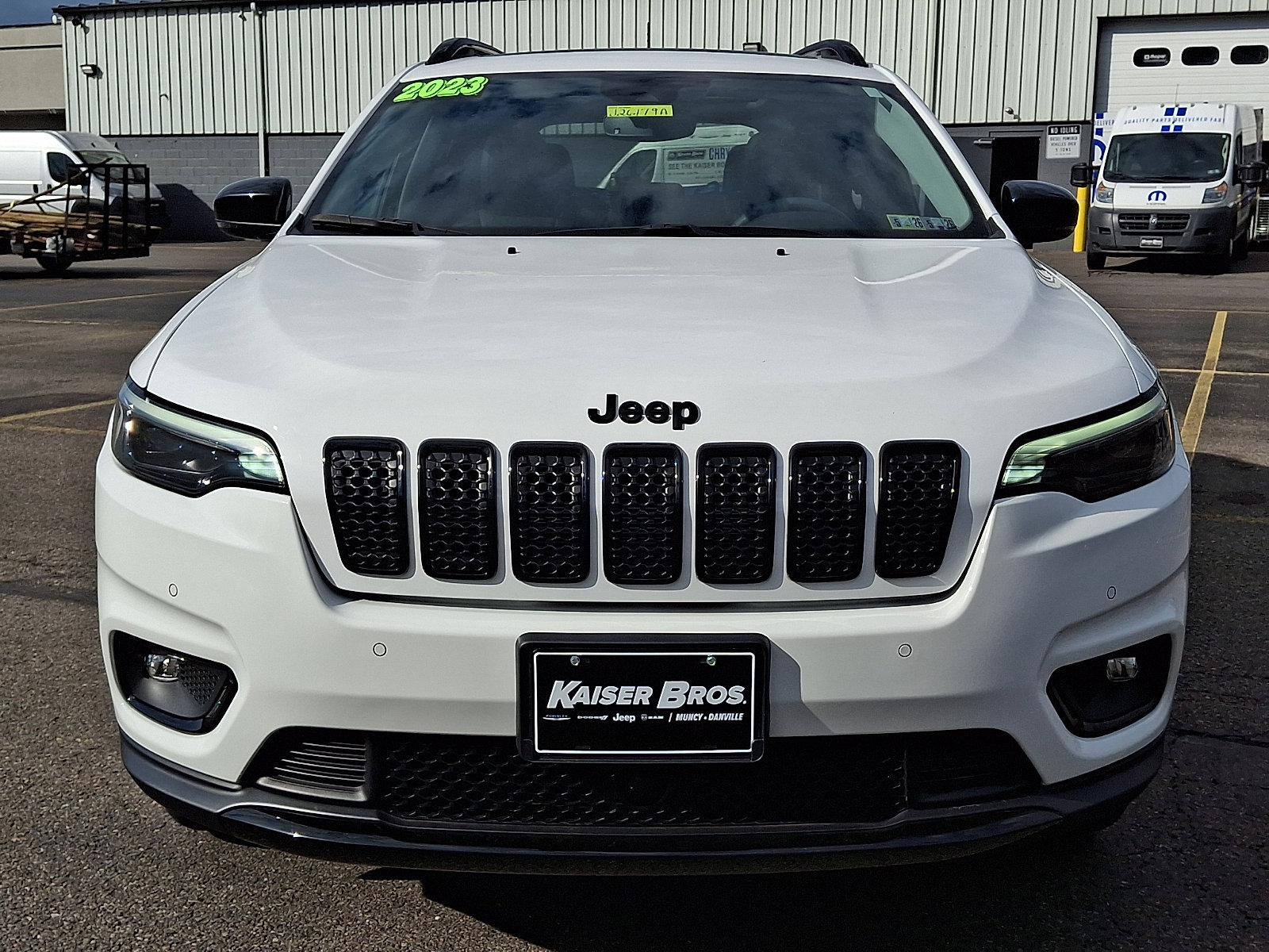 2023 Jeep Cherokee Altitude Lux