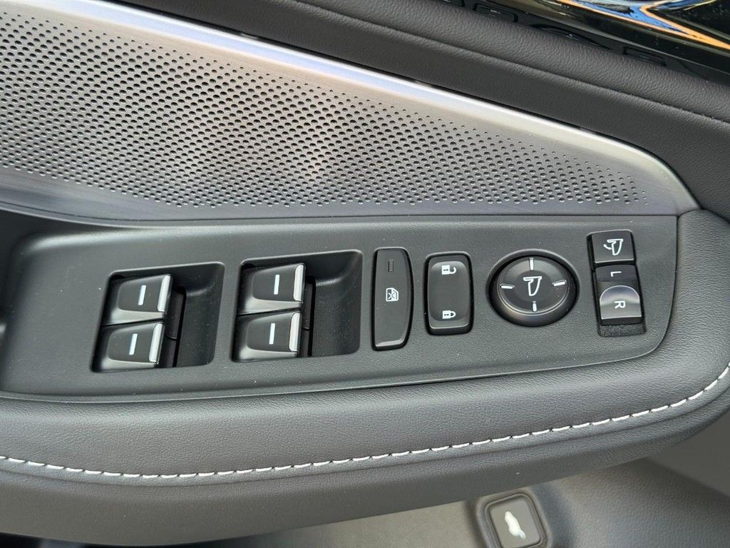 2026 Acura MDX Technology Package - Photo 19