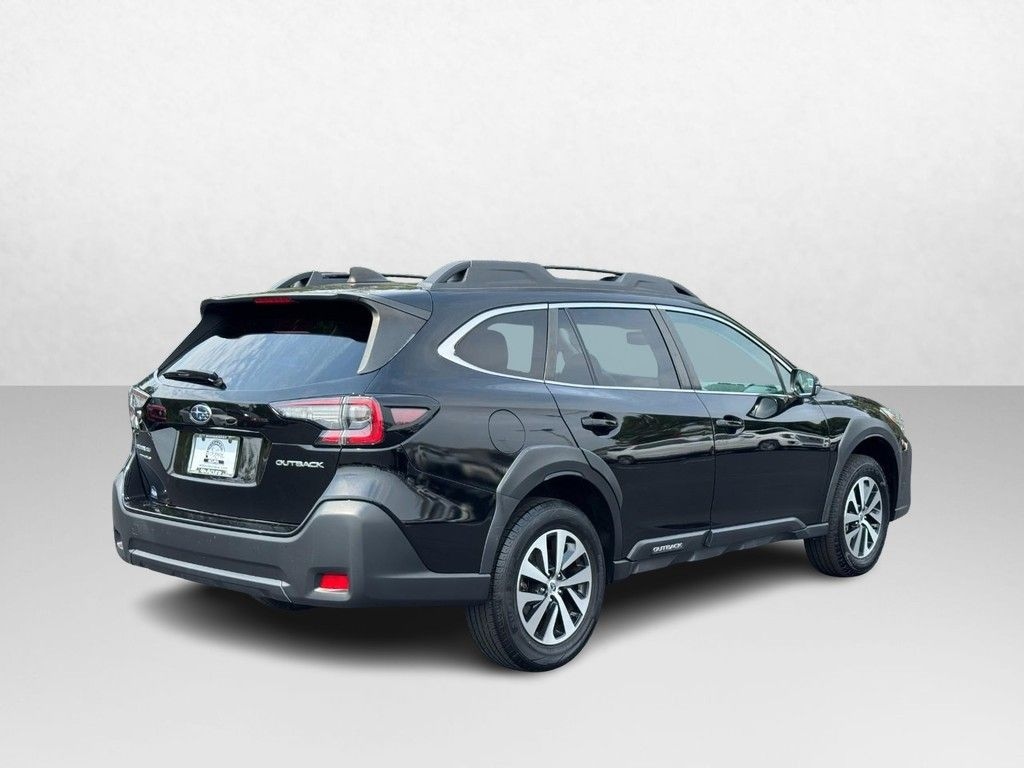 Used 2023 Subaru Outback Premium SUV