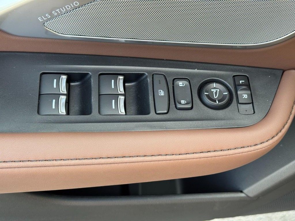 2025 Acura RDX Technology Package - Photo 19