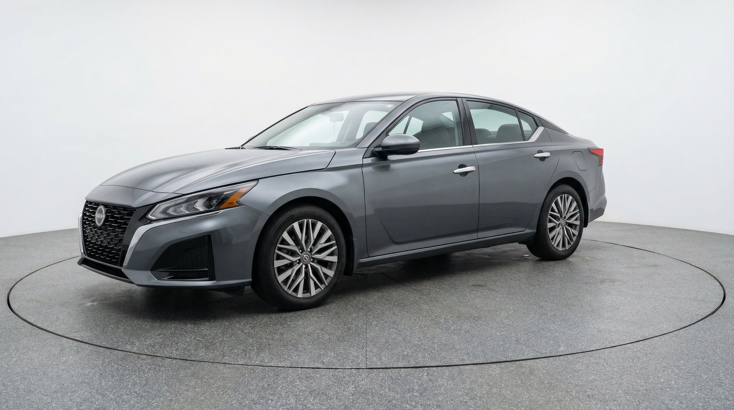 Thumbnail: 2025 Nissan Altima - 3