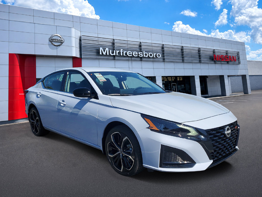 New 2026 Nissan Altima SR Sedan