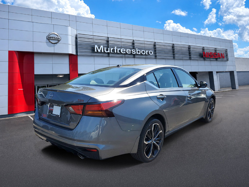 New 2026 Nissan Altima SR Sedan