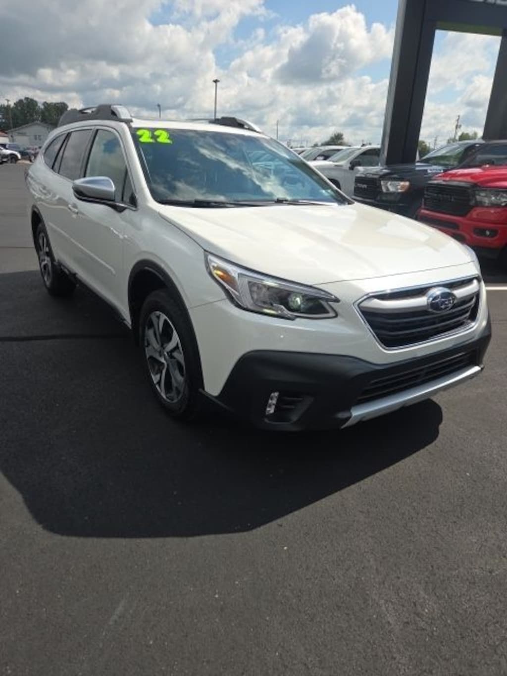 Used 2022 Subaru Outback Touring SUV