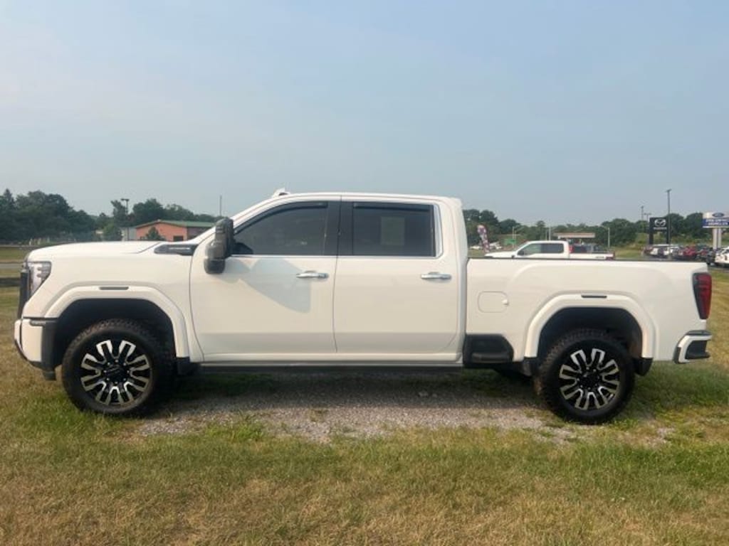 Used 2025 GMC Sierra 2500 HD Denali Ultimate Truck Crew Cab