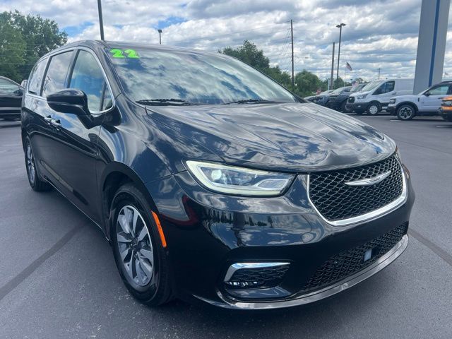 2022 Chrysler Pacifica Hybrid