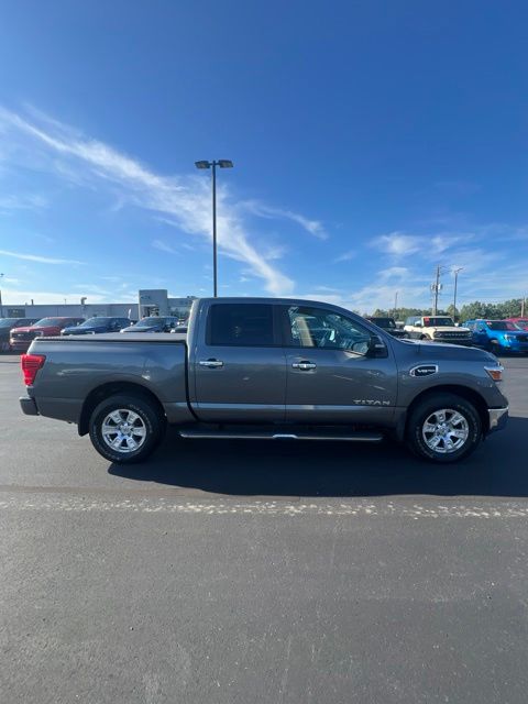 Used 2017 Nissan Titan SV Crew Cab Truck