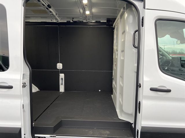 2026 Ford Transit Van Base - Photo 19