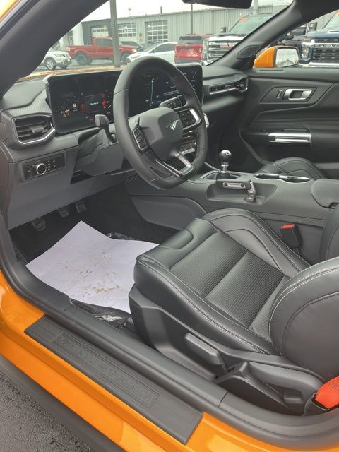 2026 Ford Mustang GT Premium Fastback - Photo 12