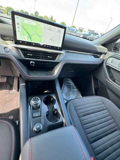 2026 Ford Explorer ST-Line - Photo 15