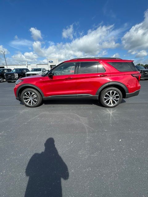 2026 Ford Explorer ST-Line - Photo 8