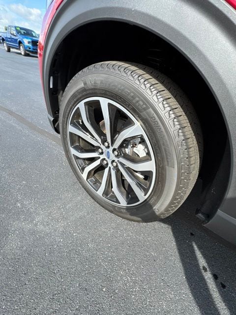 2026 Ford Explorer ST-Line - Photo 9