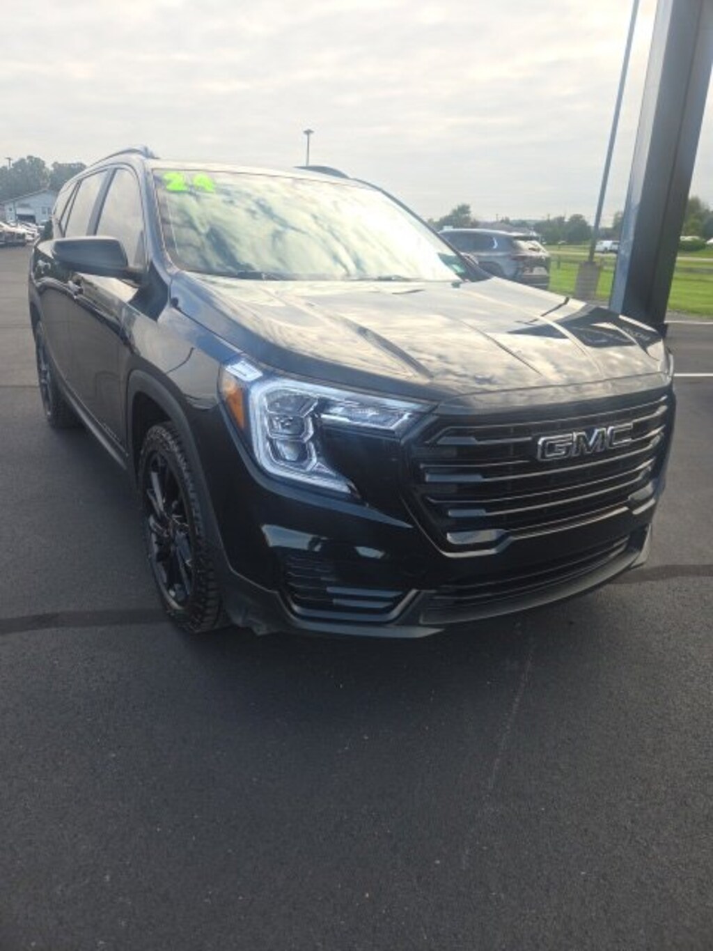 Used 2024 GMC Terrain SLE SUV