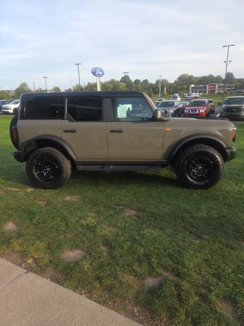 New 2026 Ford Bronco Badlands SUV