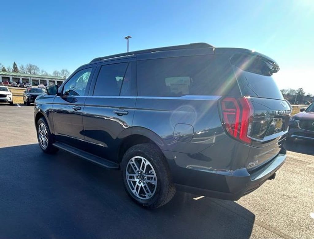 New 2026 Ford Expedition Active SUV