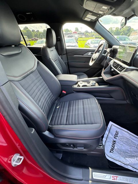 2026 Ford Explorer ST-Line - Photo 19