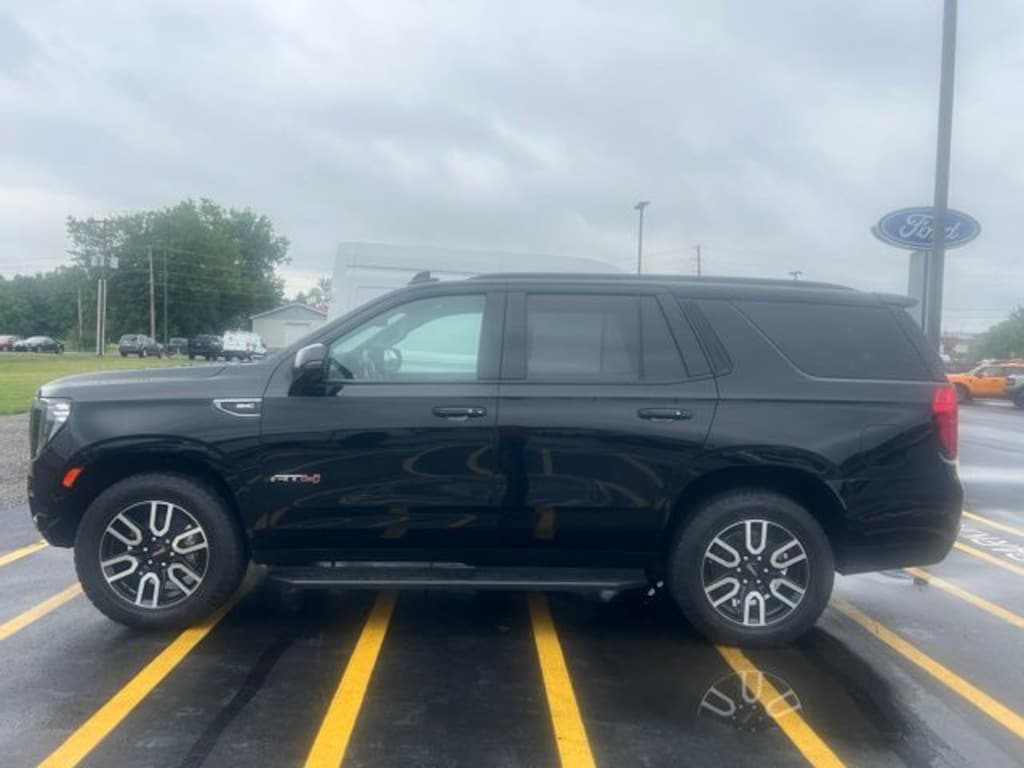 Used 2022 GMC Yukon AT4 SUV