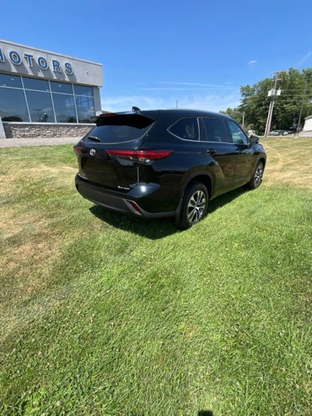 Used 2022 Toyota Highlander XLE SUV