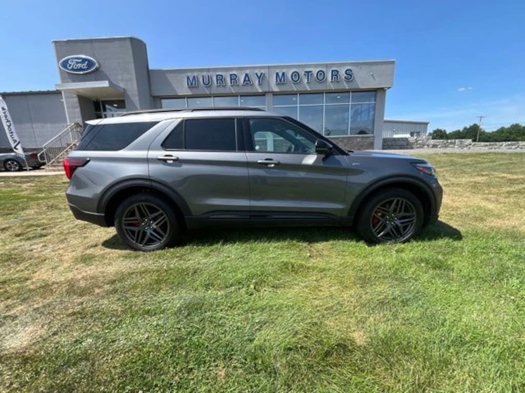 Used 2025 Ford Explorer ST-Line SUV