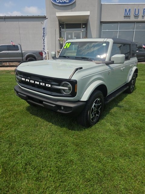 2024 Ford Bronco 4-Door Outer Banks