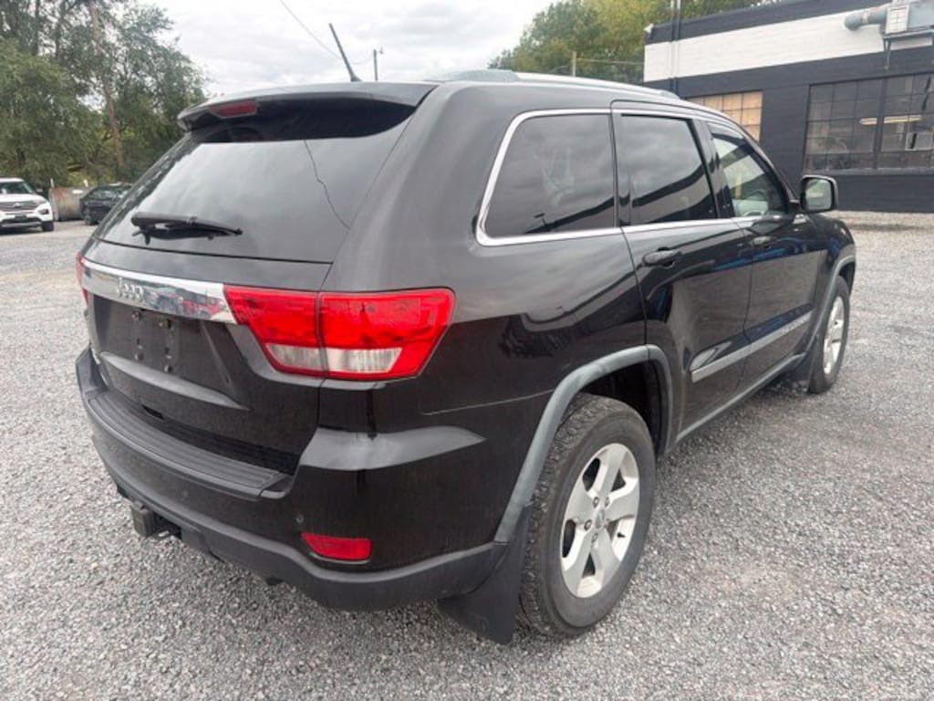 Used 2012 Jeep Grand Cherokee Laredo SUV