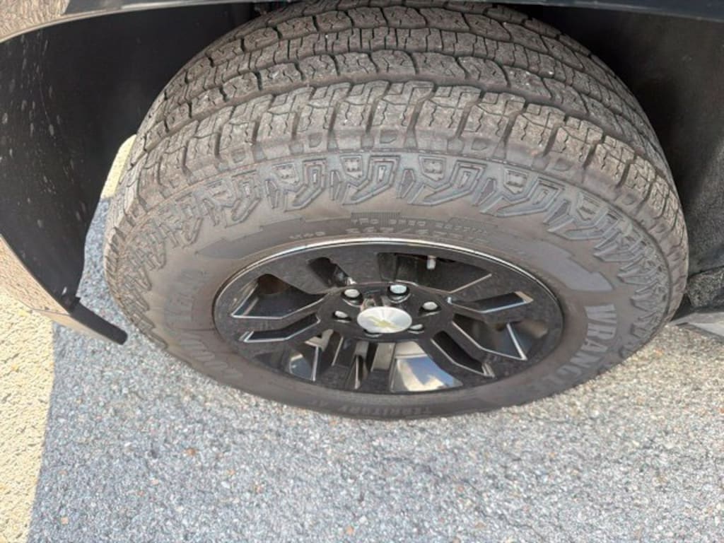 Used 2018 Chevrolet Suburban LT SUV