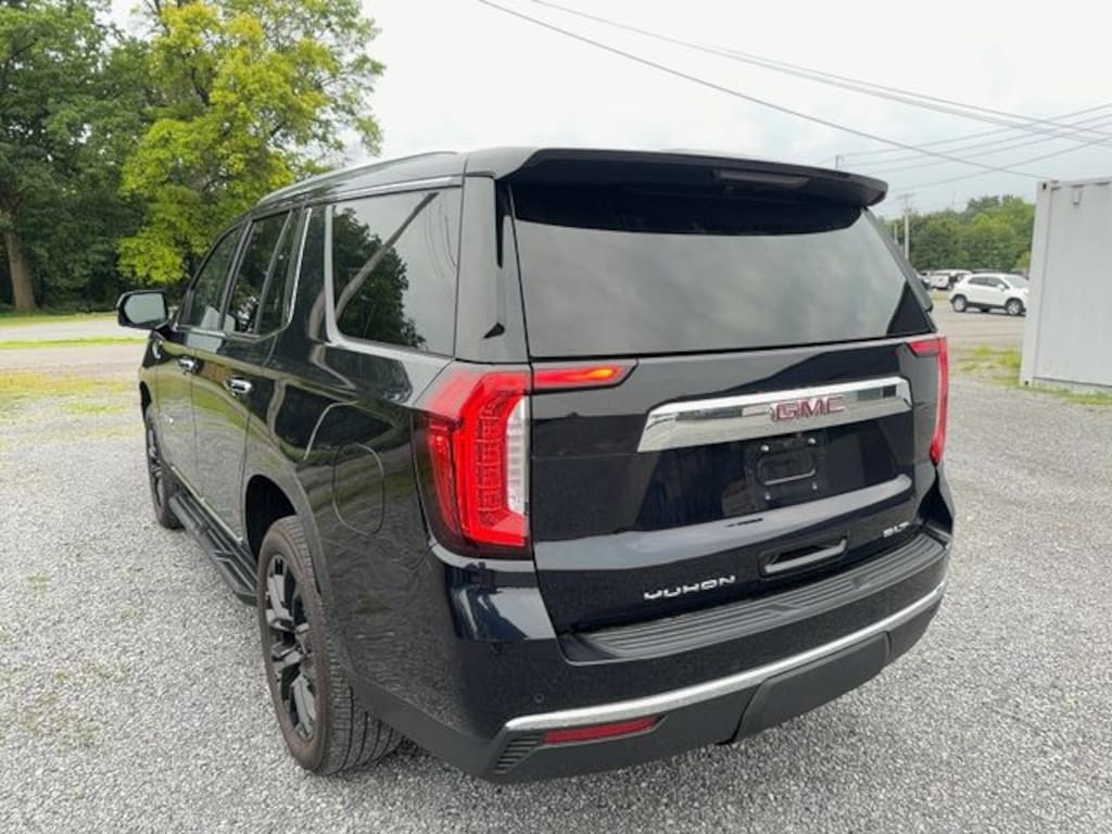 Used 2022 GMC Yukon SLT SUV