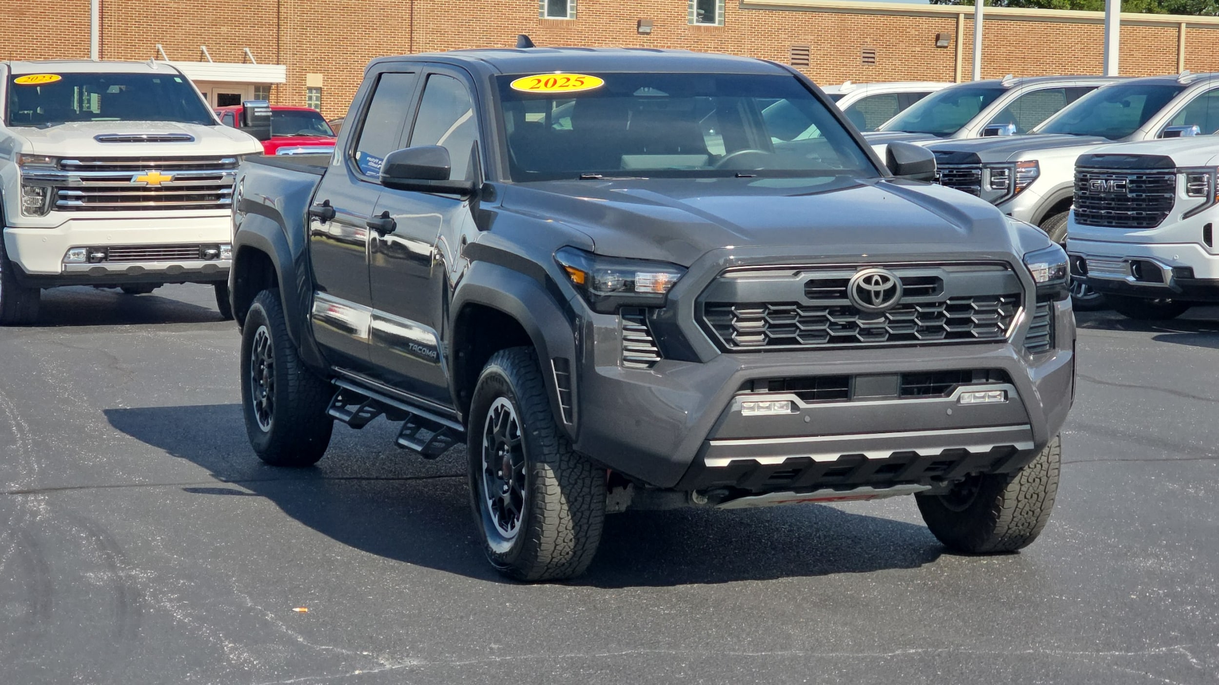 2025 Toyota Tacoma TRD Off Road