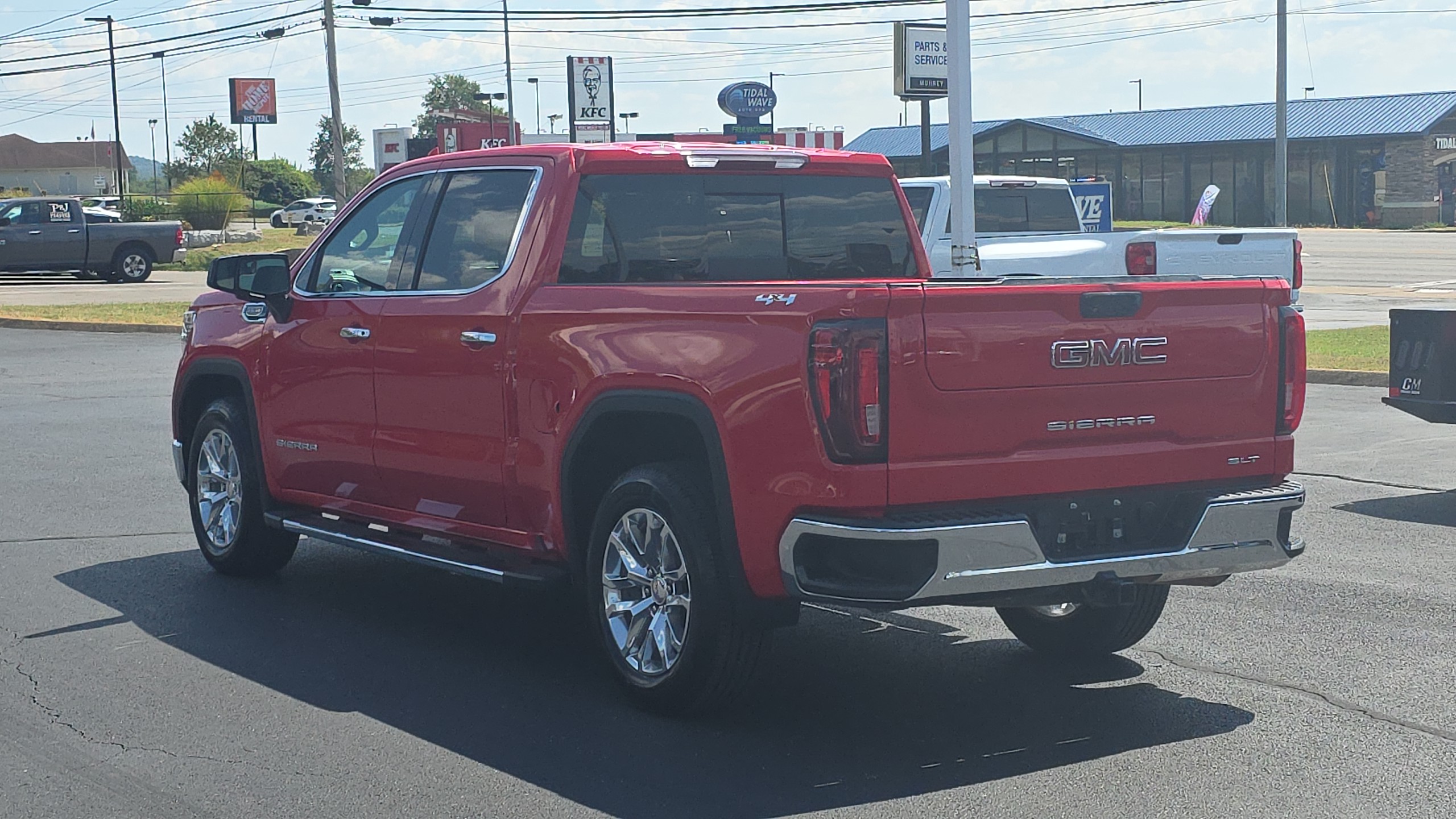 Used 2020 GMC Sierra SLT Crew Cab